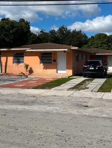 4375 NW 3rd St, Miami, FL 33126