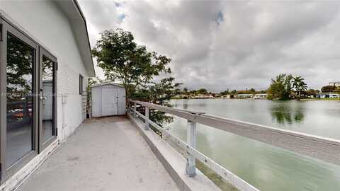 220 SW 8th Ave, Hallandale Beach, FL 33009