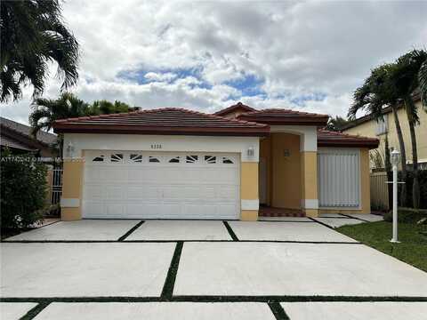 8228 NW 199th Ter, Hialeah, FL 33015