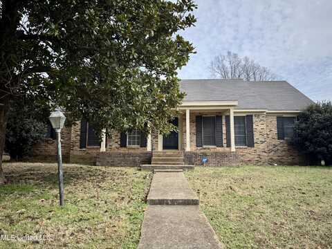 8488 Chesterfield Drive, Southaven, MS 38671