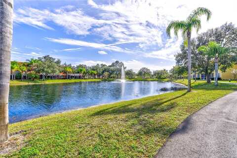 6734 DALI AVENUE, LAND O LAKES, FL 34637