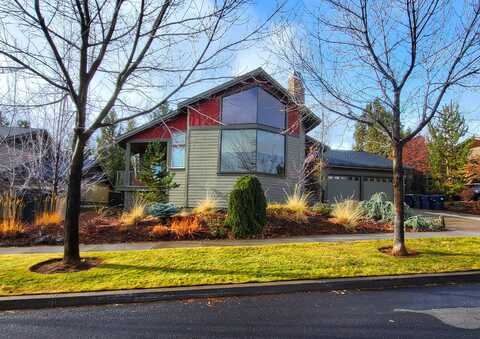 655 NW Yosemite Drive, Bend, OR 97703