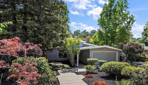 136 Lorie CT, WALNUT CREEK, CA 94597