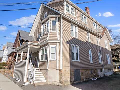 435 Linden St, Fall River, MA 02720