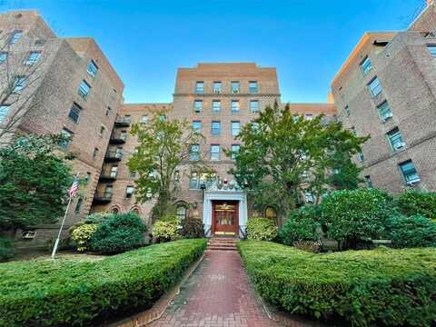 83-80 118 Street, Kew Gardens, NY 11415