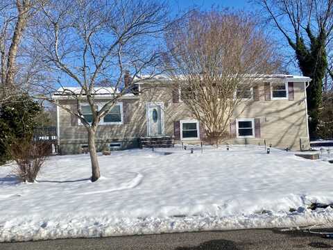 17 Ferret Lane, East Setauket, NY 11733