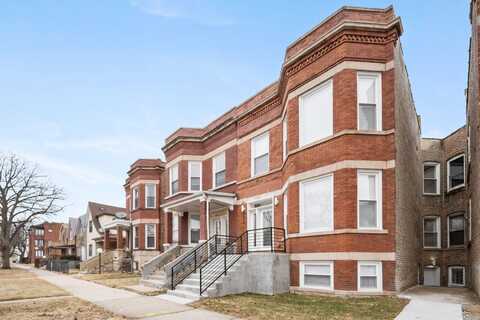 7019 S Eberhart Avenue, Chicago, IL 60637