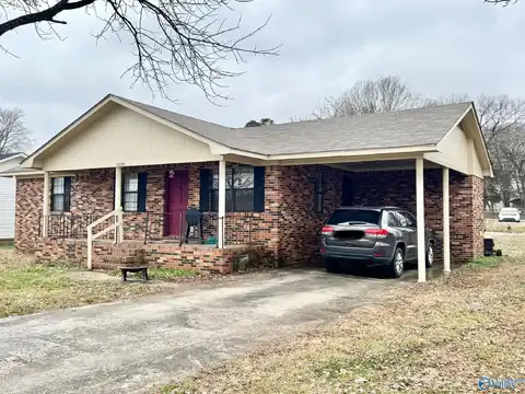 1225 James Avenue, Courtland, AL 35618