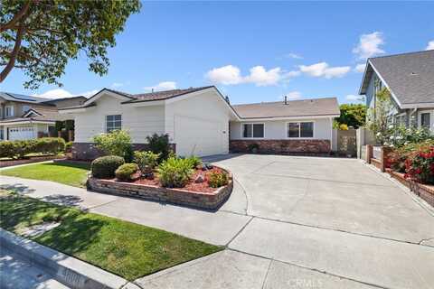 4808 Hazelnut, Seal Beach, CA 90740