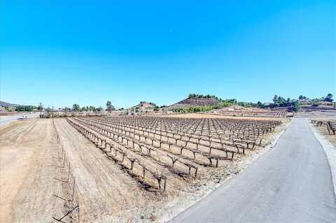 38680 Avenida De Felicidad, Murrieta, CA 92562