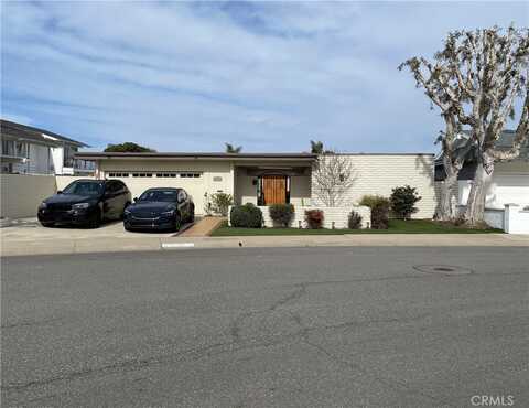 16592 Wellington Circle, Huntington Beach, CA 92649