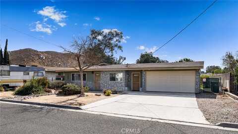 952 Cole Street, Norco, CA 92860