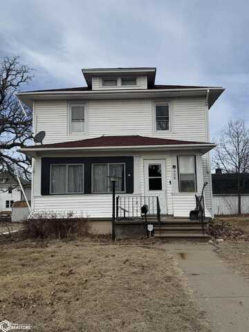 608 W Hickory Street, Sigourney, IA 52591