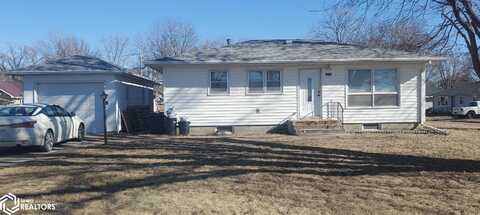 424 S Hamburg Street, Holstein, IA 51025