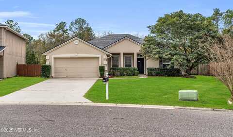 2400 BONNIE LAKES Drive, Green Cove Springs, FL 32043