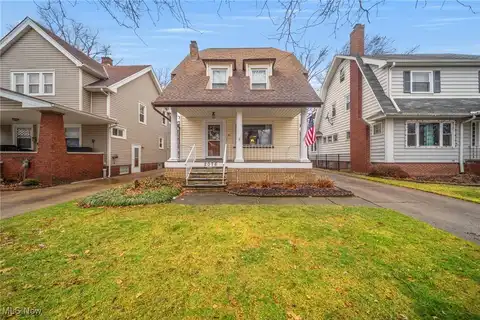 2076 Elbur Avenue, Lakewood, OH 44107