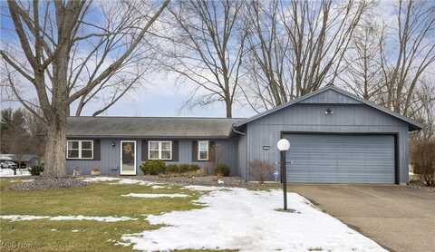 6242 Hickory Trail, North Ridgeville, OH 44039