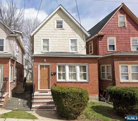 276 High Street, Hackensack, NJ 07601