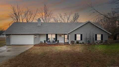 9381 Crestwood Drive, Sperry, OK 74073