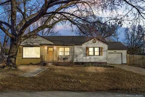 309 W Navajo Avenue, Cleveland, OK 74020