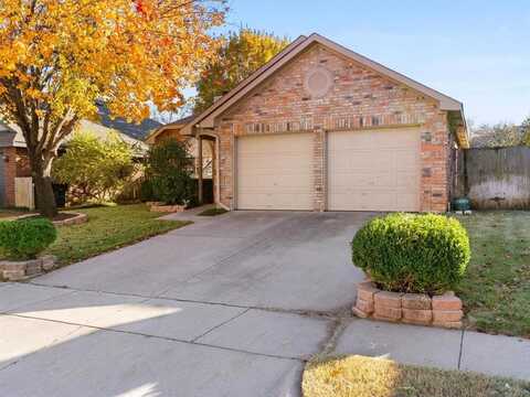 8812 Mystic Trail, Fort Worth, TX 76118