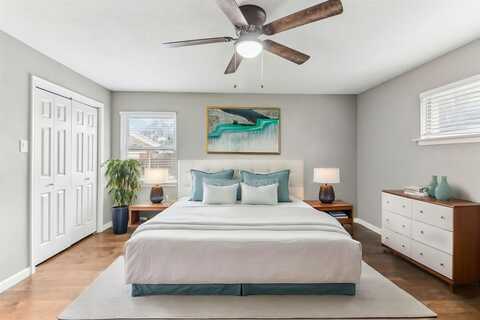 13745 Rolling Hills Lane, Dallas, TX 75240