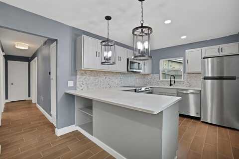 13333 Challaburton Drive, Farmers Branch, TX 75234