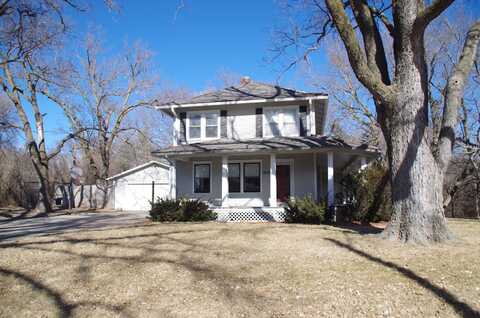 1009 N K St, Broken Bow, NE 68822