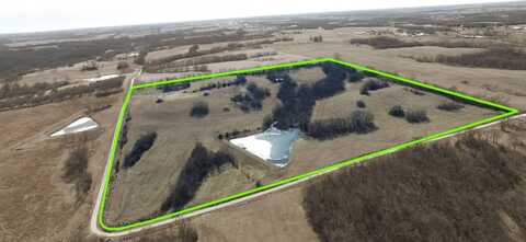 1342 SE Quarry Drive, Kingston, MO 64650