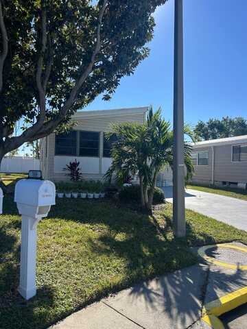 100 Hampton Rd, Clearwater, FL 33761