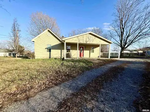 321 W COLLINS Street, Goreville, IL 62939