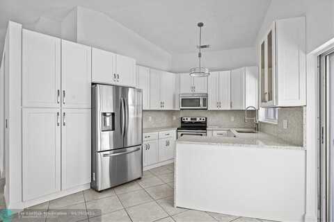 1975 NW 191 Ave, Pembroke Pines, FL 33029