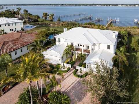 3042 NW Radcliffe Way, Palm City, FL 34990