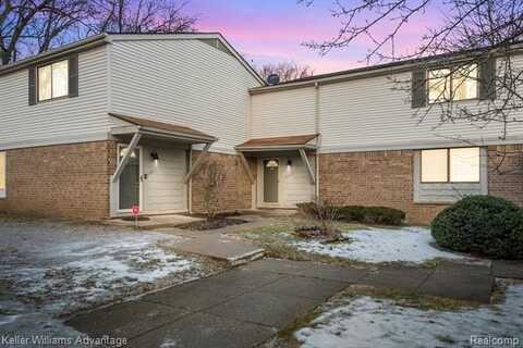 26889 FARMBROOK VILLA Drive, Southfield, MI 48034