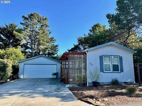 1601 RHODODENDRON DR, Florence, OR 97439