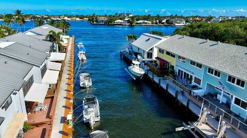 732 NE 12th Terrace, Boynton Beach, FL 33435