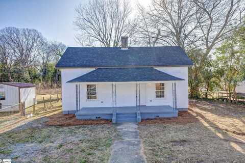 689 Southern Street, Spartanburg, SC 29303