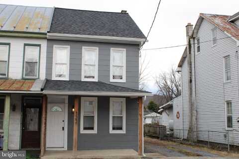 122 W MAIN STREET, NEWMANSTOWN, PA 17073