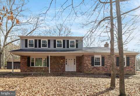 4000 SPRING VALLEY DRIVE, WHITE PLAINS, MD 20695