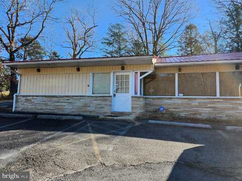 9349 VALLEY ROAD, BERKELEY SPRINGS, WV 25411