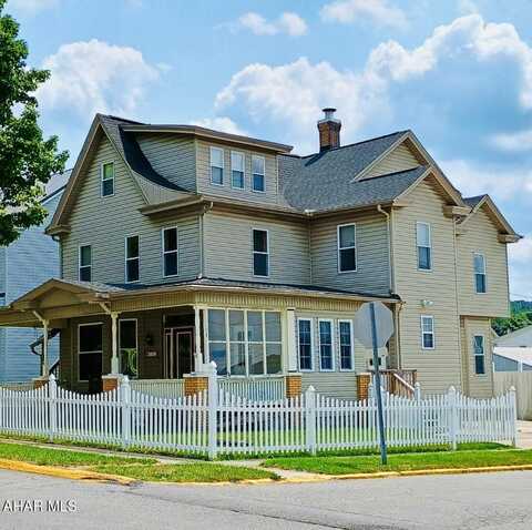 302 Keystone Avenue, Cresson, PA 16630