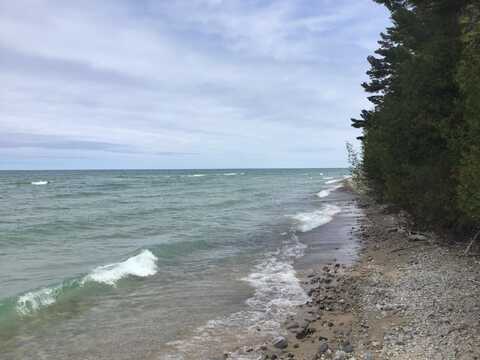 11619 Mackinaw Straits Drive, Cheboygan, MI 49721