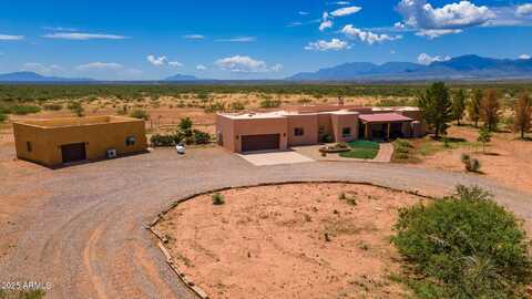 822 W DUST STORM Road, Huachuca City, AZ 85616