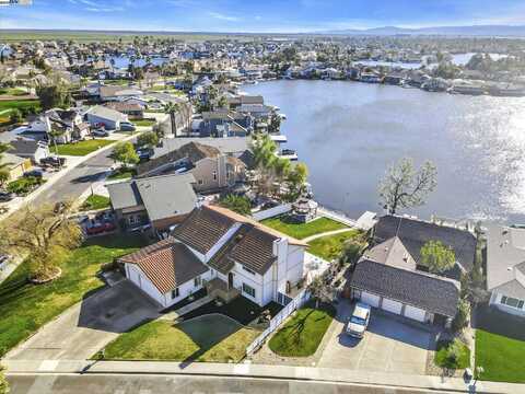 725 Discovery Bay Blvd, Discovery Bay, CA 94505