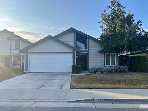 7117 Hanover Circle, Bakersfield, CA 93309