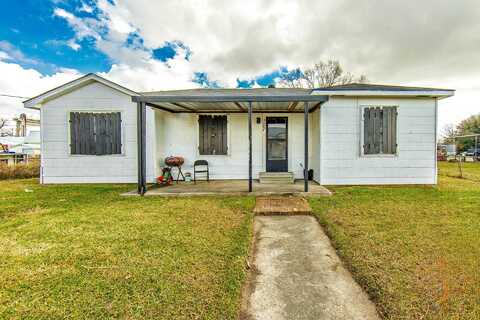 107 W 11th St, Larose, LA 70373