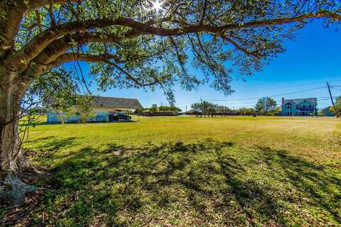 4109 Bayouside Dr, Houma, LA 70363