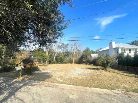 307 S School Street, Fairhope, AL 36532