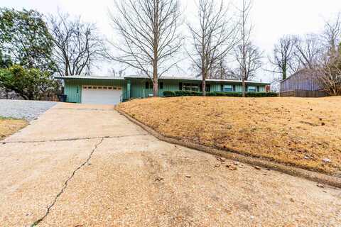 124 Valley Dr, Helena, AR 72342