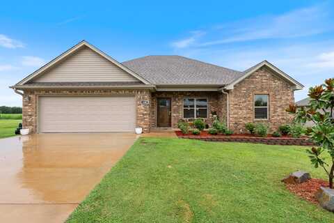 135 Lloyd Henderson Road, Beebe, AR 72012